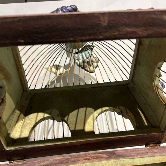 Victorias Vintage And Antiques Metal Wood Grapes Design Bird Cage Light Green OS - Picture 14 of 14